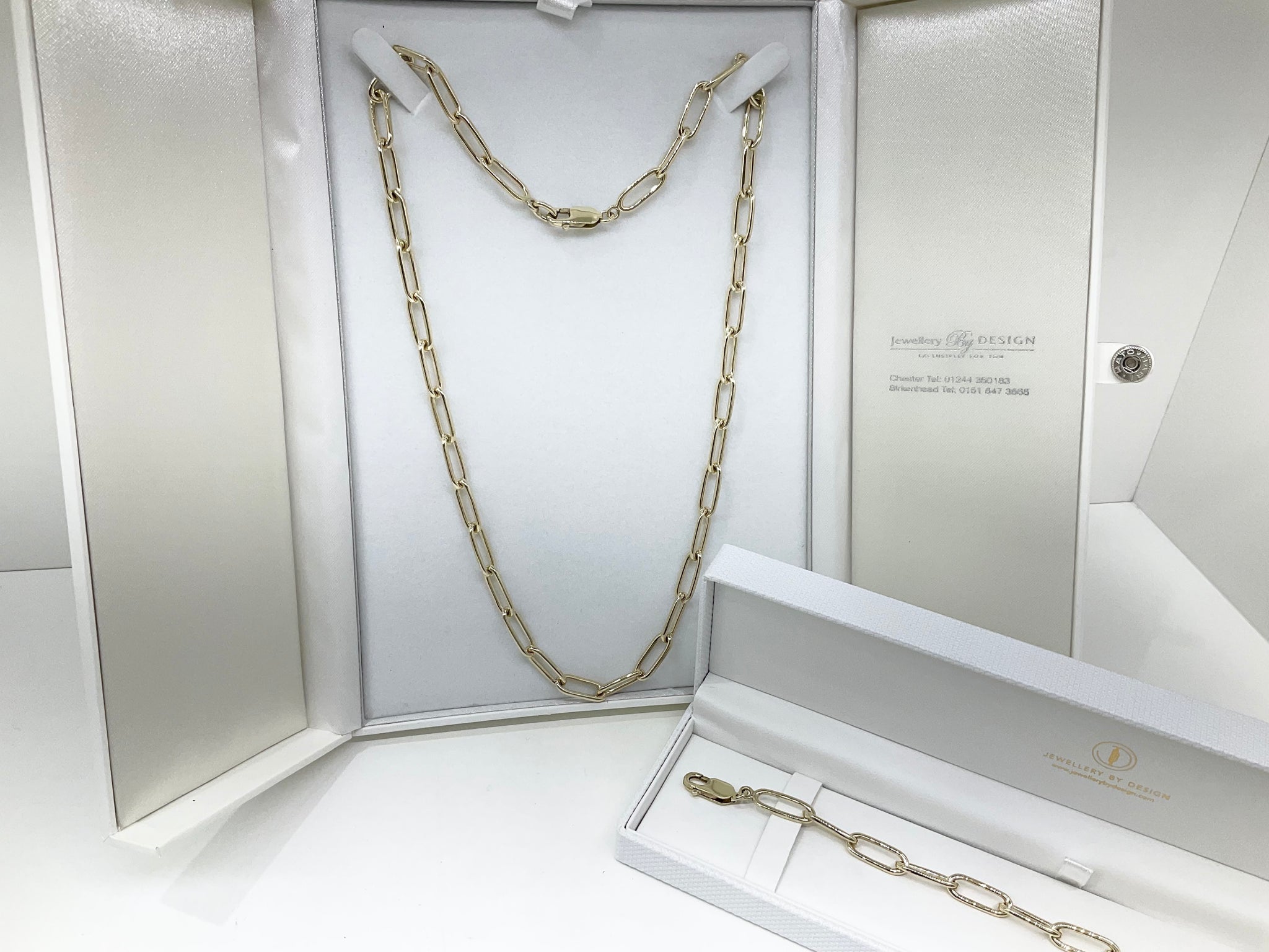 HANDMADE NECKLACE AND BRACELET