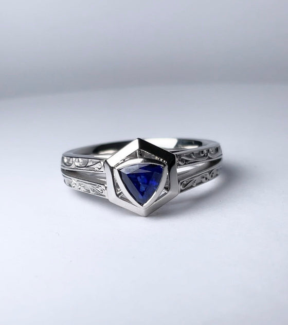 BESPOKE SAPPHIRE RING