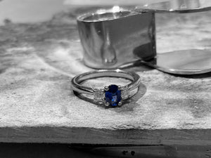 PLATINUM SAPPHIRE AND DIAMOND RING - rx4148plt-0325