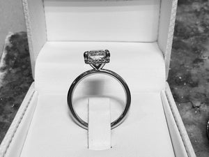 LAB GROWN CUSHION CUT DIAMOND RING - lt1382t-plt-cush-lab-0325