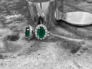 DIAMOND AND EMERALD EARRINGS - 7f65w-18de