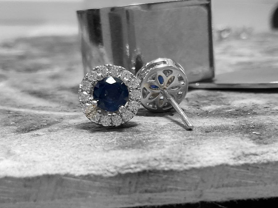 18ct WHITE GOLD DIAMOND AND SAPPHIRE EARRINGS - lge144-50-18w
