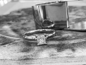 PLATINUM PRINCESS CUT DIAMOND RING - mpss0597-050plt0215