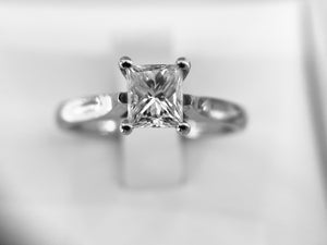 PLATINUM PRINCESS CUT DIAMOND RING - mpss0597-050plt0215