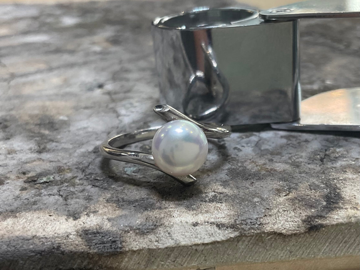 WHITE GOLD PEARL RING - 7fw10-990084-9w