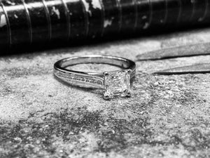 Platinum Diamond Engagement Ring - Dsr48-65plt0816