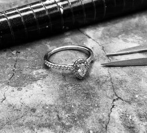 Platinum Diamond Engagement Ring – eng21428