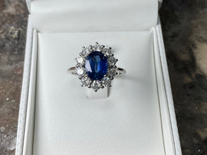 Sapphire and diamond cluster - 7113-19-5085-18w1115