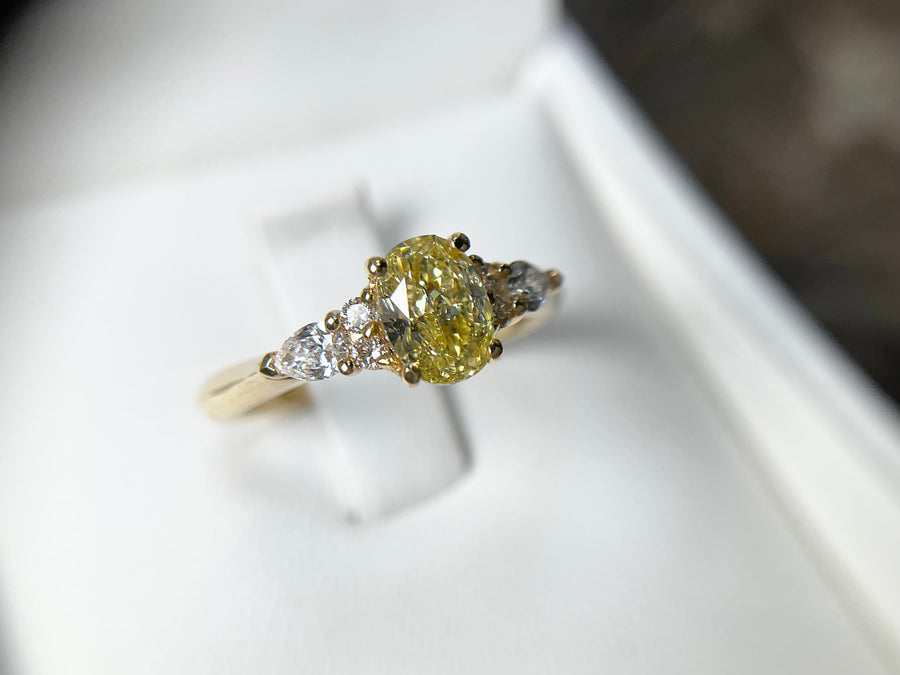 Natural yellow diamond ring mt1194h-18y0621